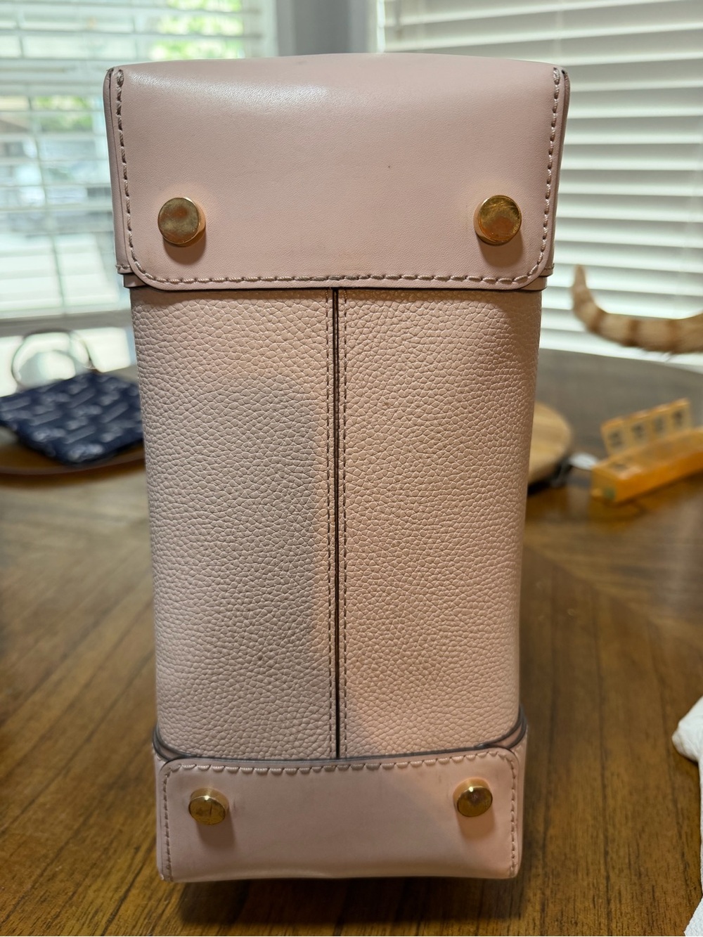 Authentic Michael Kors Mercer Gallery Medium Center Zip Tote in beautiful blush - Picture 7 of 11